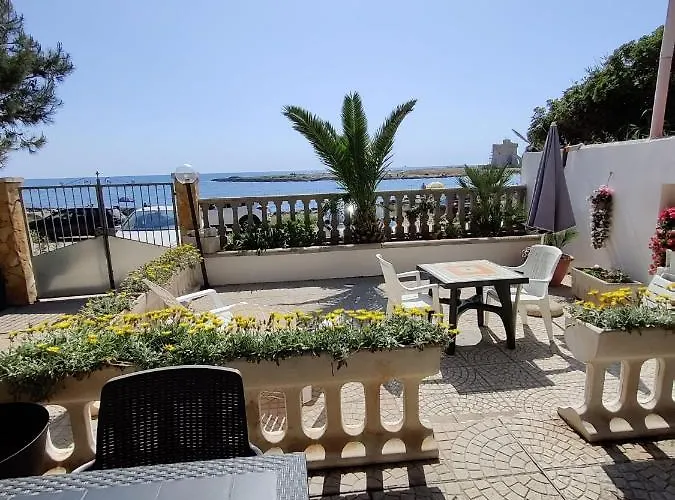 לינה וארוחת בוקר Li Scianuli